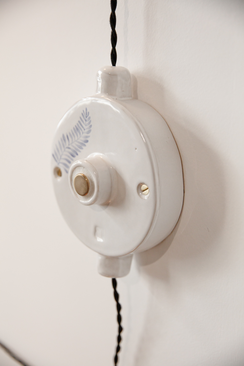 BDDW KNOB AND TUBE WALL LIGHT